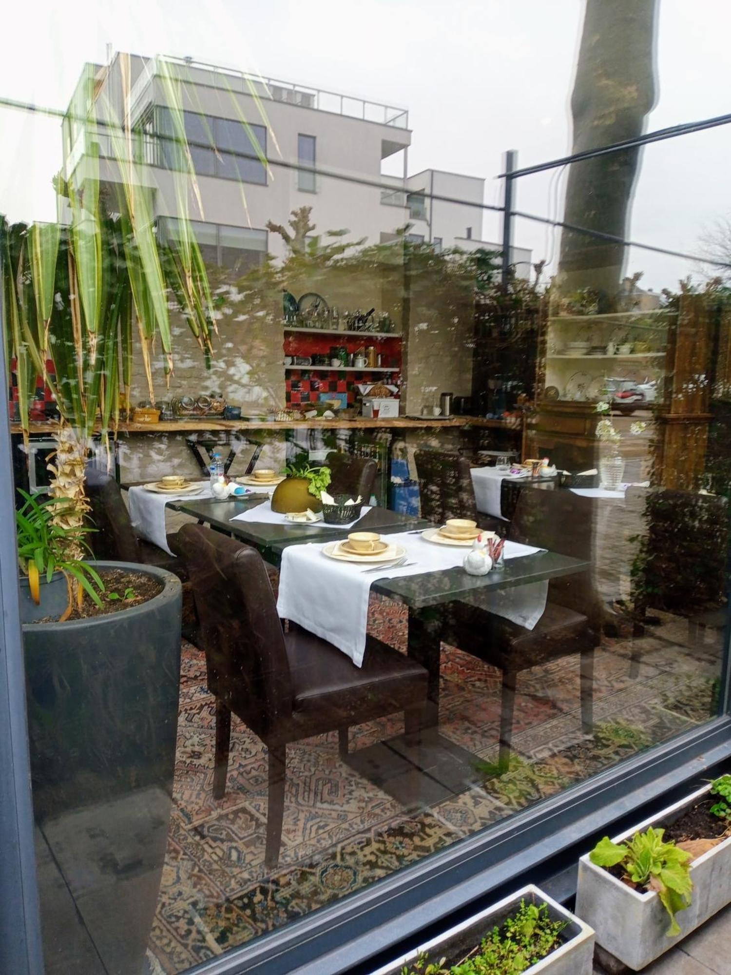 Kolmojen Hotel Sint-Truiden Exterior foto